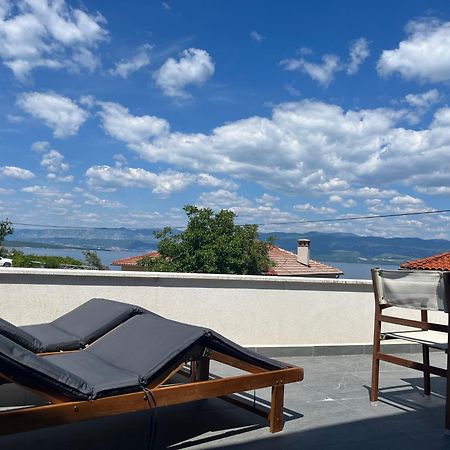 Apartment Arte Vrbnik Esterno foto