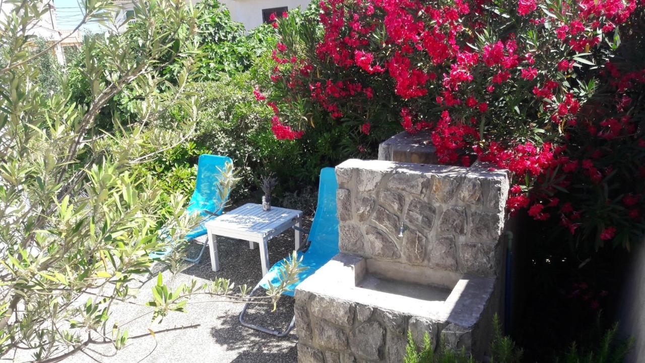 Apartment Arte Vrbnik Esterno foto