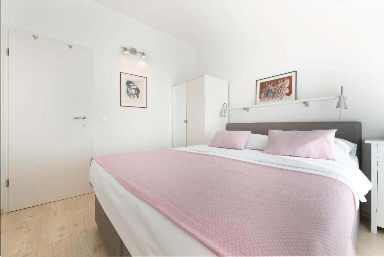 Apartment Arte Vrbnik Esterno foto